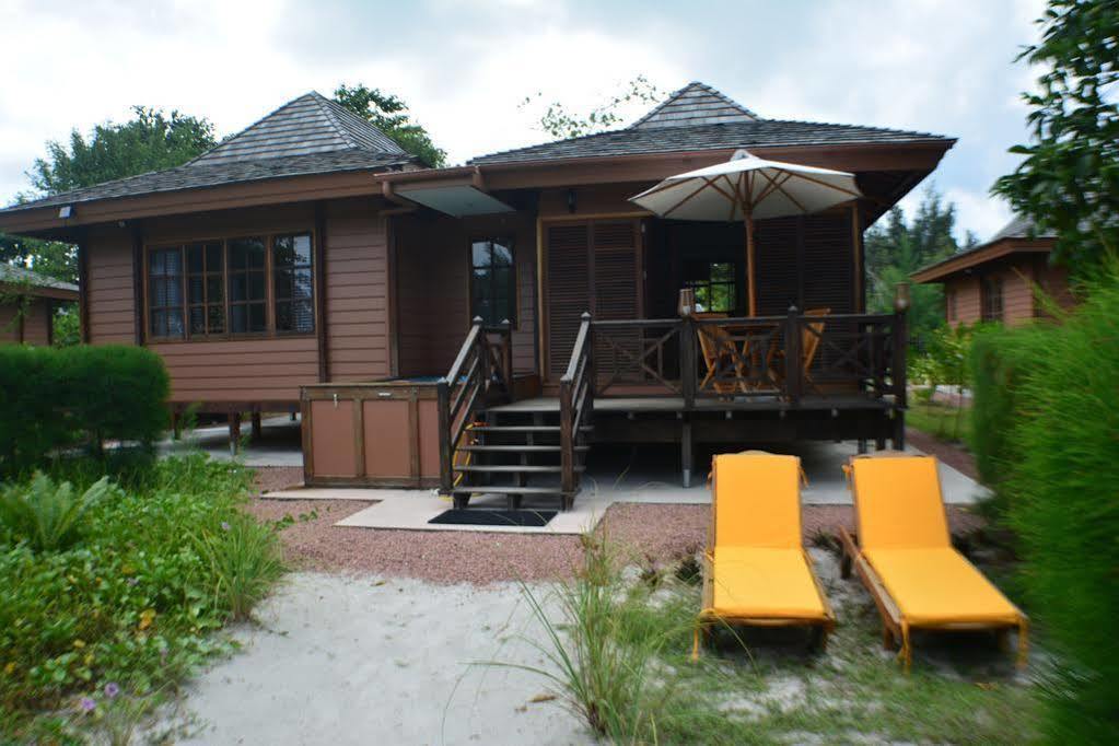 Heliconia Grove Villa Anse Volbert Village  Luaran gambar