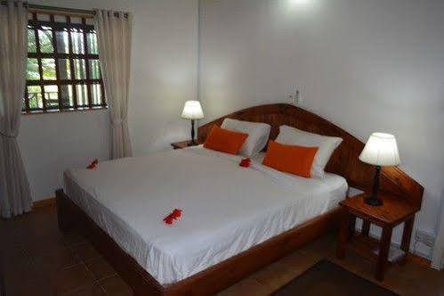 Heliconia Grove Villa Anse Volbert Village  Luaran gambar